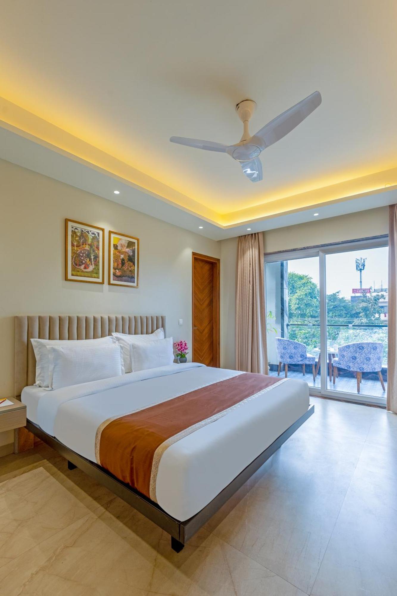 Hotel Ginger Palace Delhi Airport 뉴델리 외부 사진