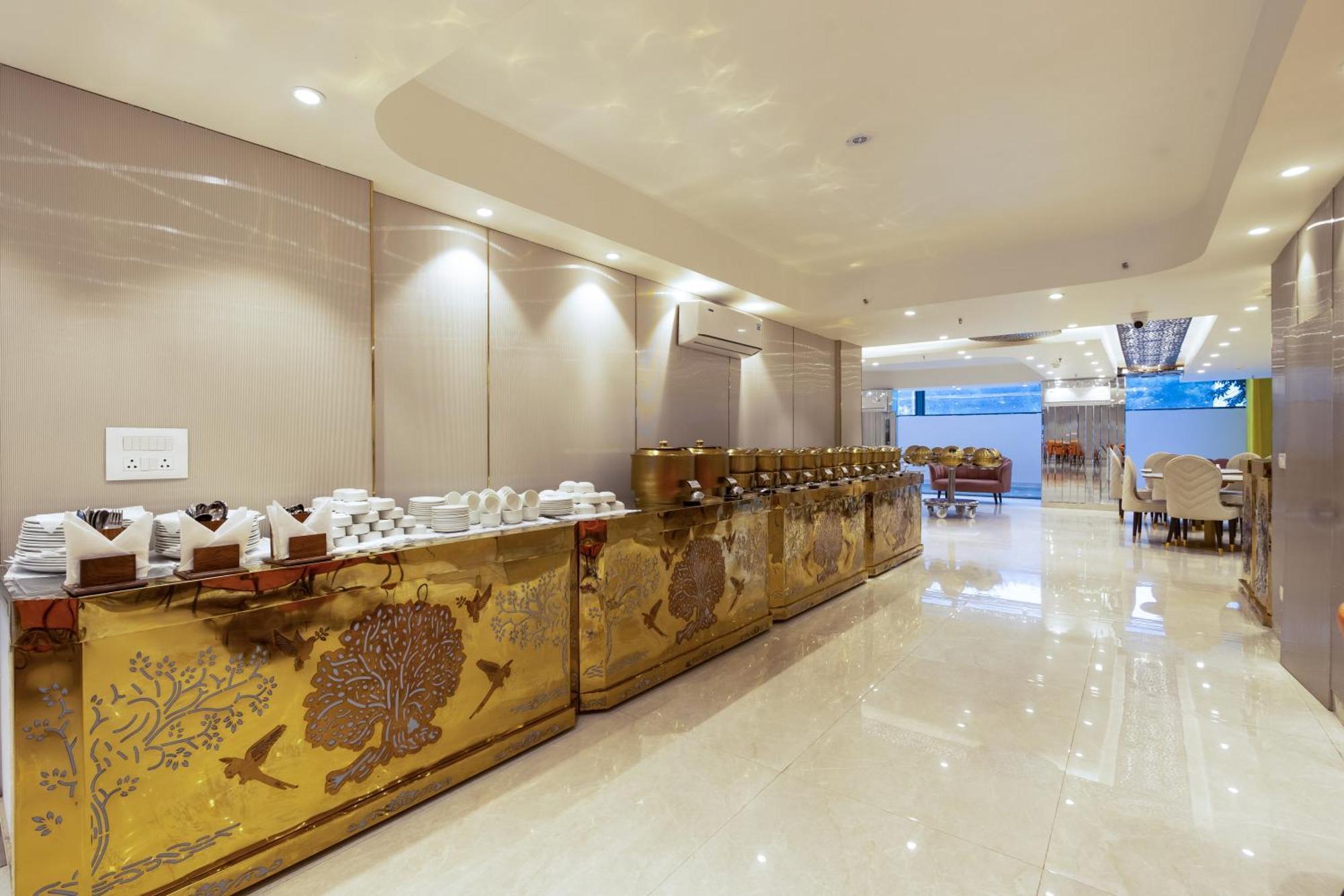 Hotel Ginger Palace Delhi Airport 뉴델리 외부 사진