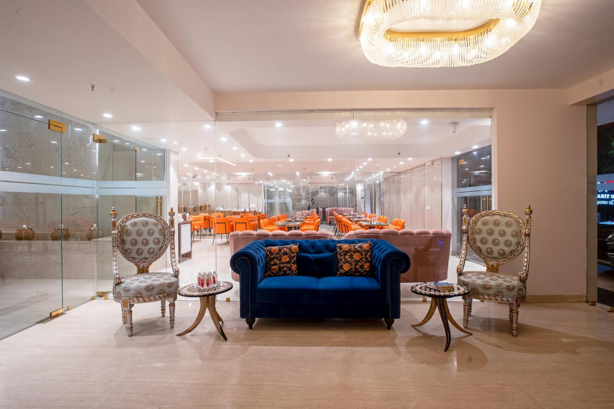 Hotel Ginger Palace Delhi Airport 뉴델리 외부 사진