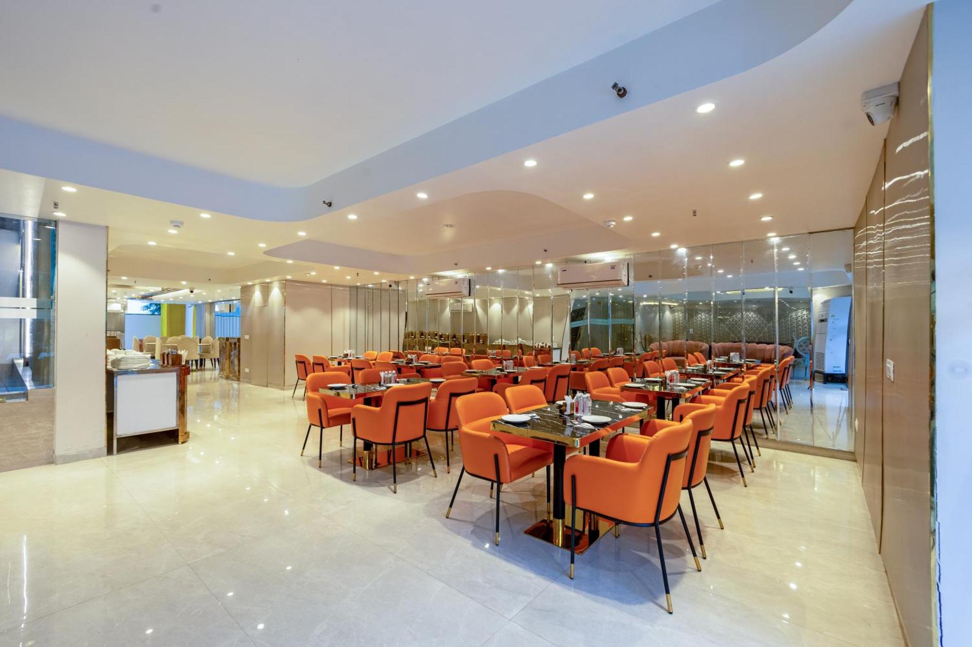 Hotel Ginger Palace Delhi Airport 뉴델리 외부 사진