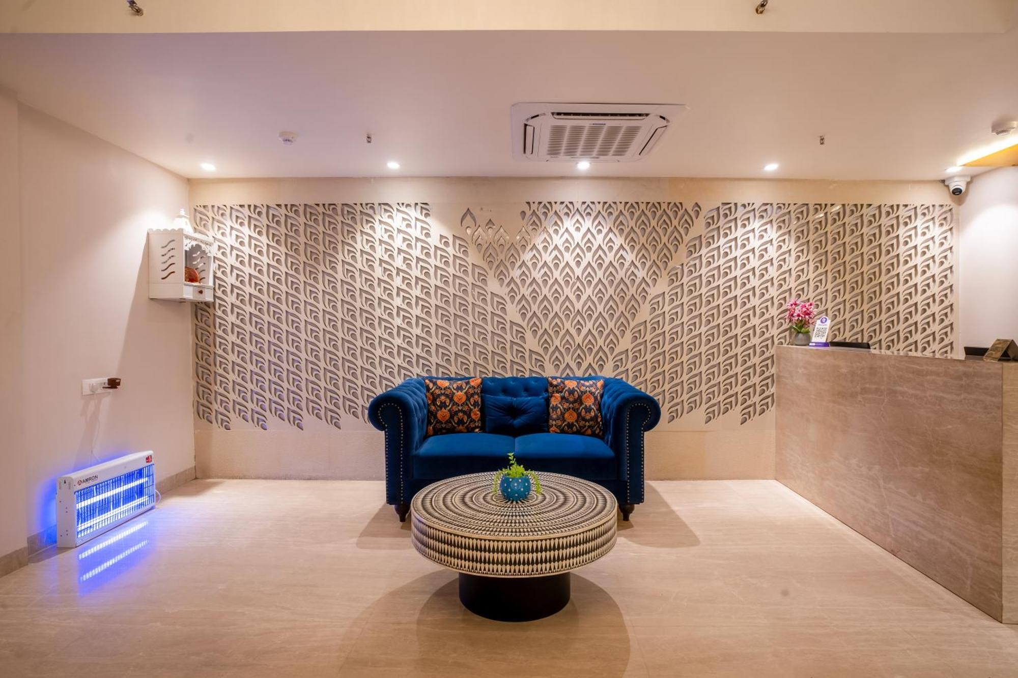 Hotel Ginger Palace Delhi Airport 뉴델리 외부 사진