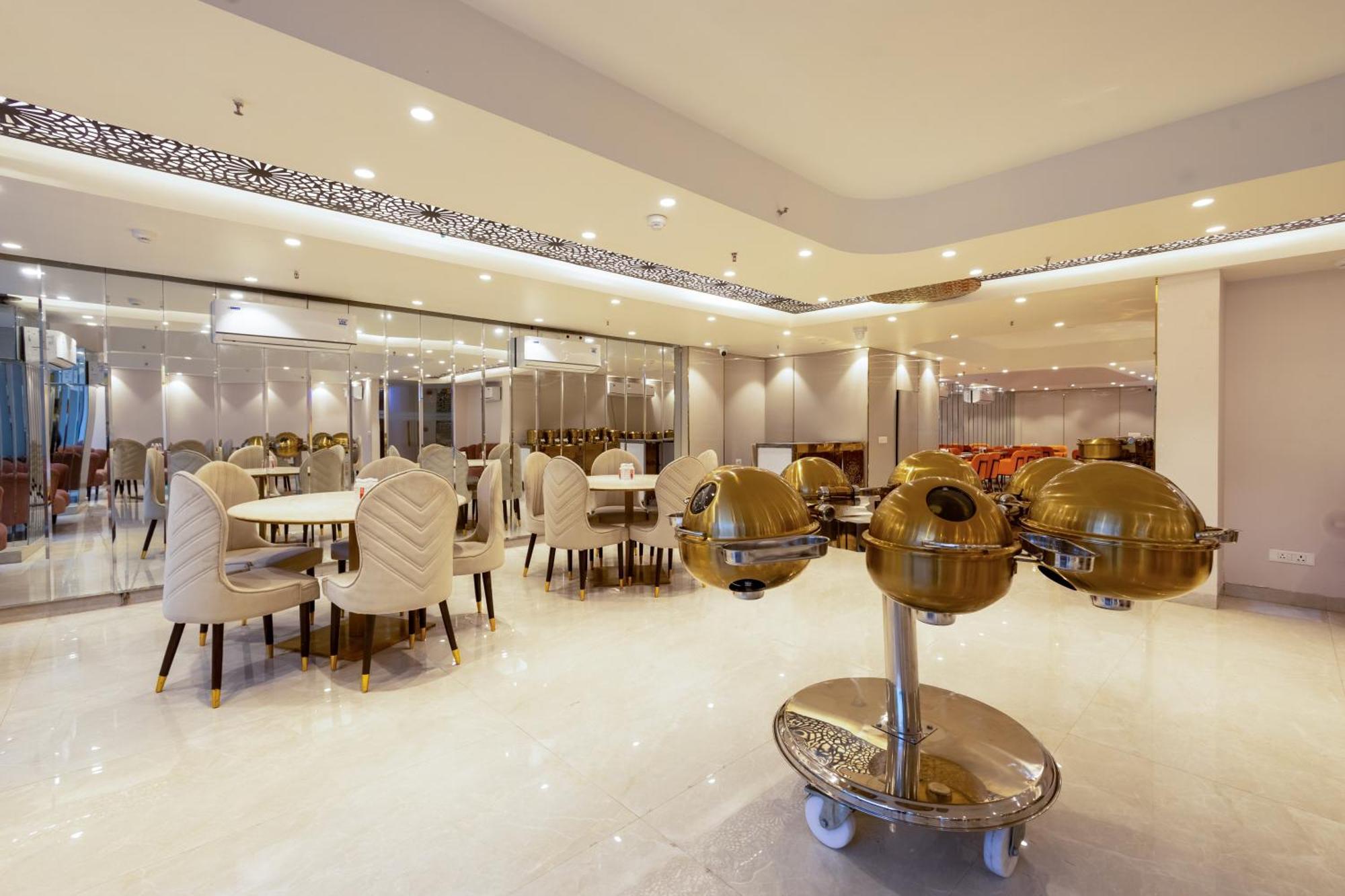 Hotel Ginger Palace Delhi Airport 뉴델리 외부 사진