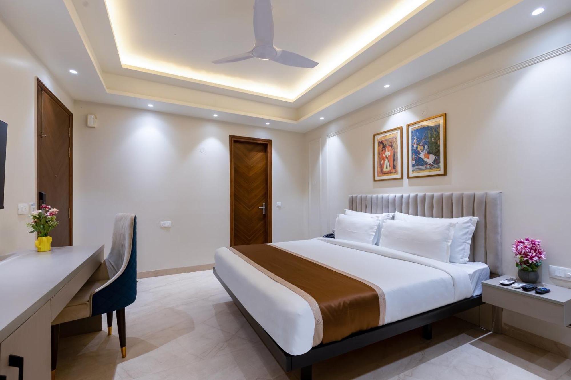 Hotel Ginger Palace Delhi Airport 뉴델리 외부 사진